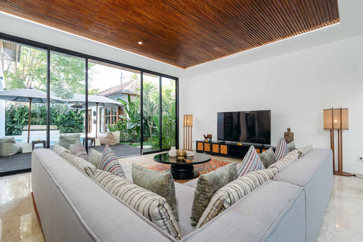 18% ROI Spacious 4-Bedroom Villa for Sale