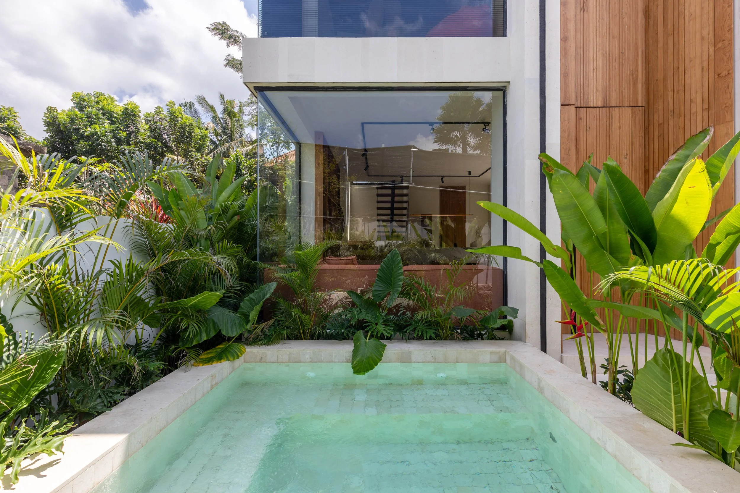 Monolithic 2 BR Villa with Tropical Soul in Ubud