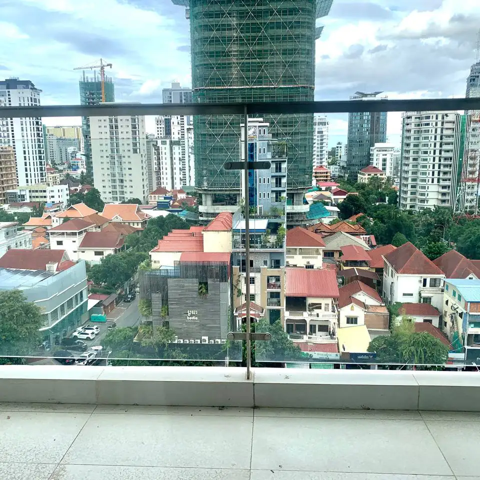 Minimalist One Bedroom Condo for Sale in BKK 1