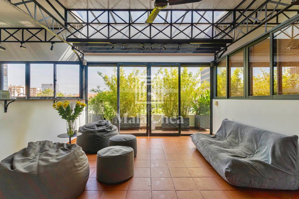 3 Bedroom Duplex Renovated Apartment