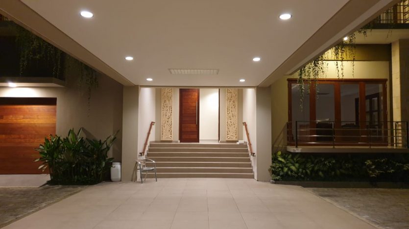 Magnificent Luxury Villa Green Valley