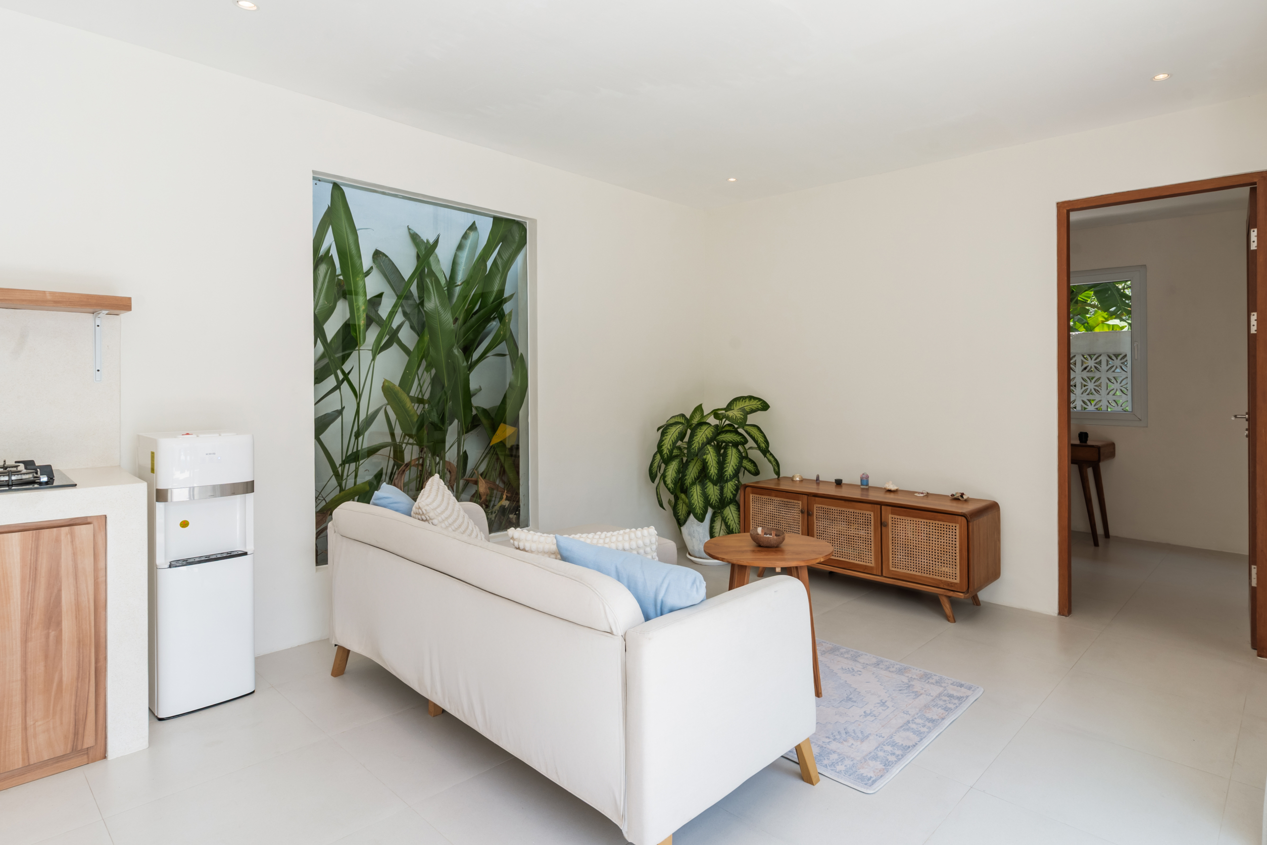 Modern 1-Bedroom Villa with Office in Canggu