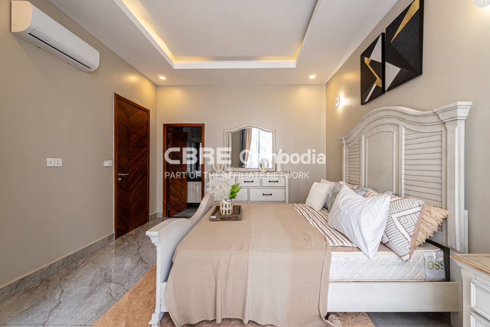 4 Bedroom Oasis Villa