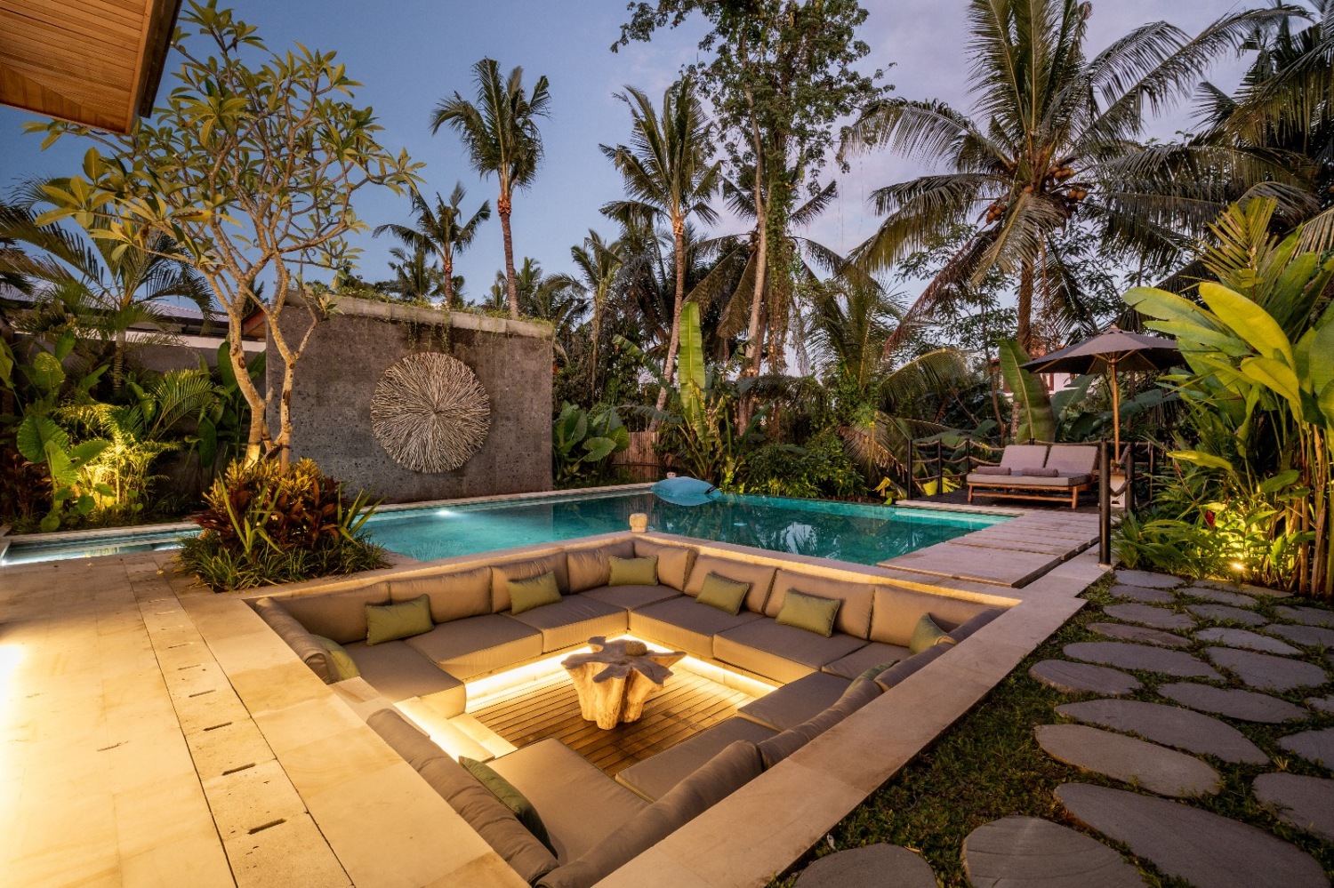 Spacious 5-Bedroom Jungle Villa for Sale 