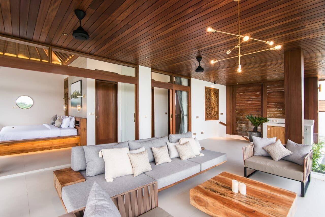 4-Bedroom Beachfront Villa in Cemagi