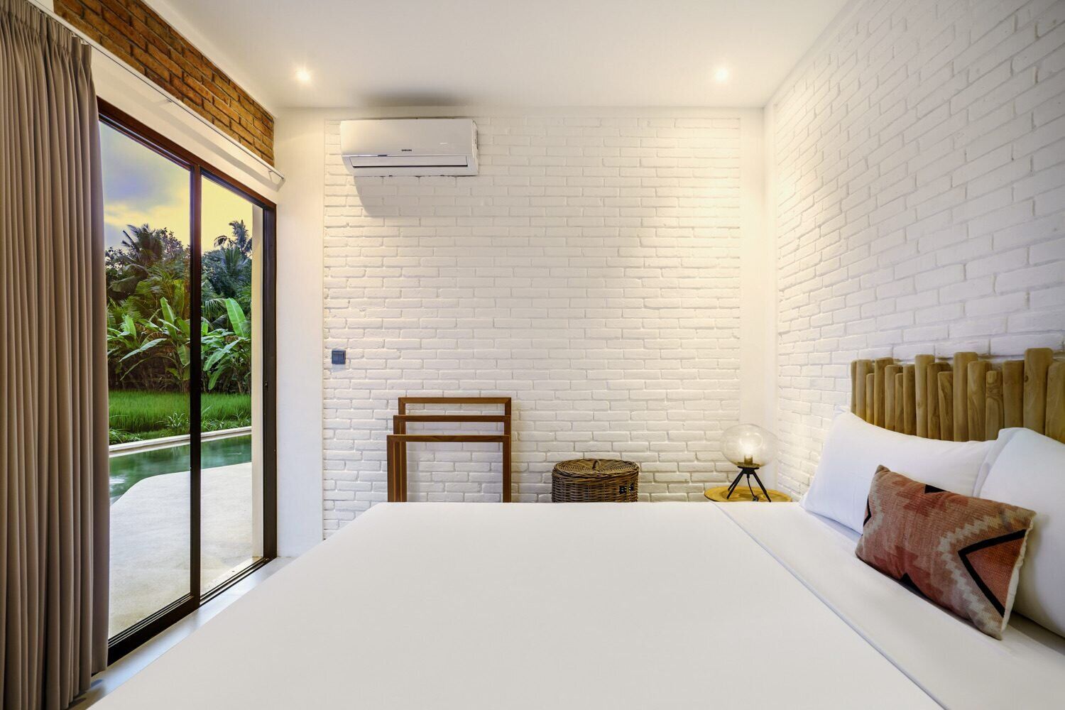 Contemporary 3-Bedroom Villa