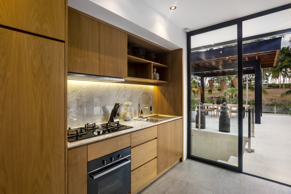 Beautiful Villa with Jungle Views