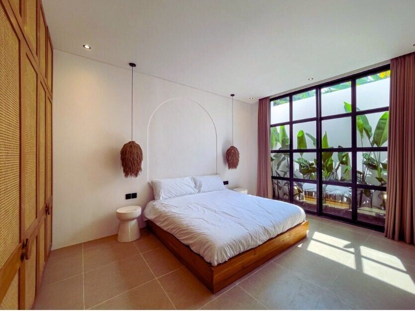 Contemporary 2-Bedroom Villa with Rooftop Terrace