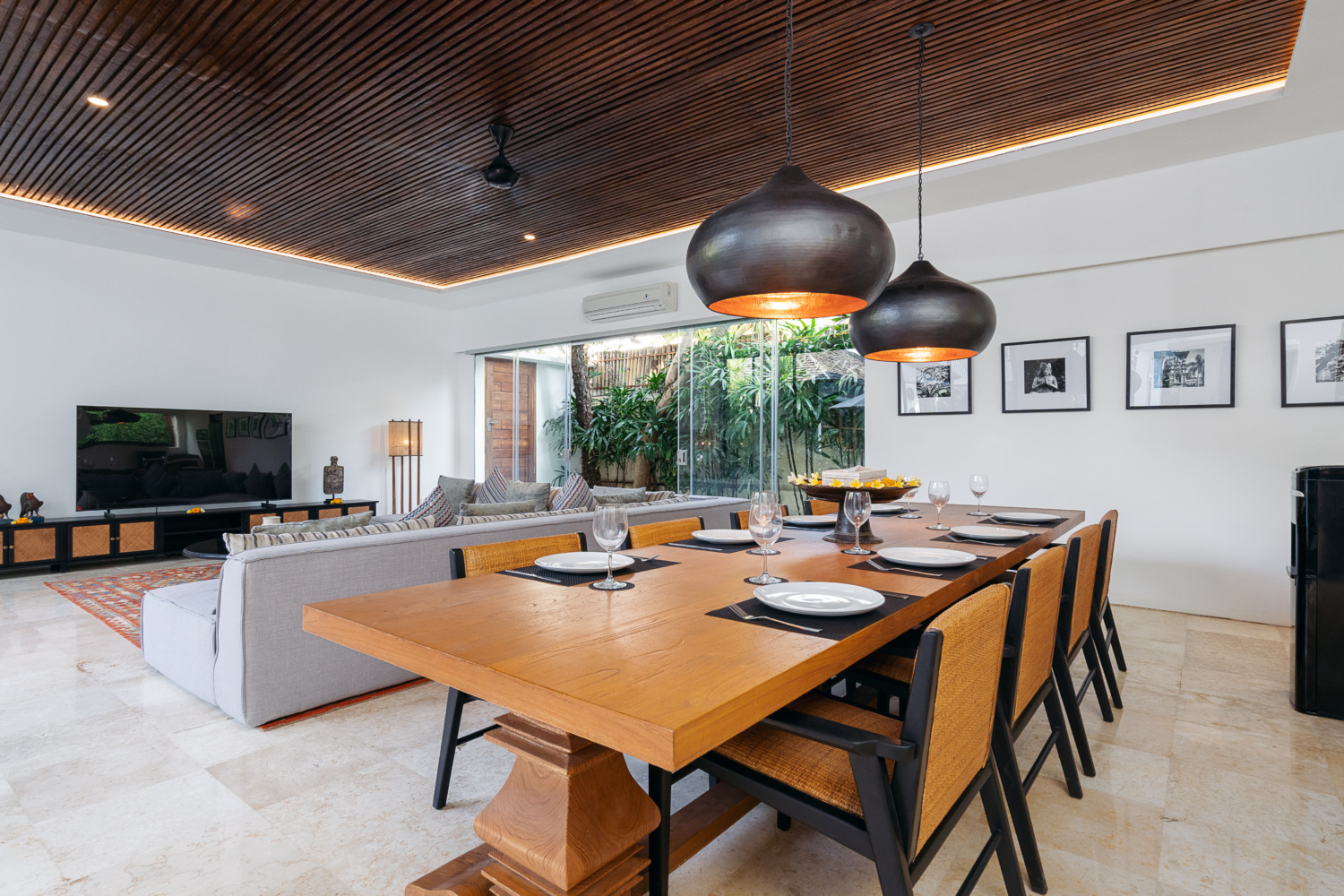 18% ROI Spacious 4-Bedroom Villa for Sale