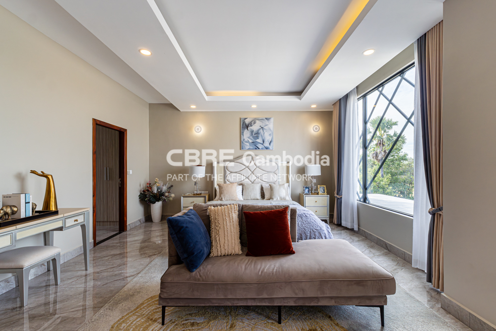 4 Bedroom Oasis Villa