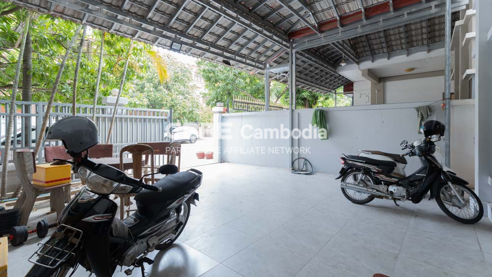 4 Bedroom T Twin Villa For Sale 