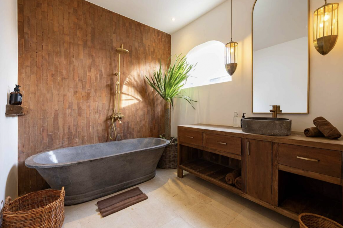 Spacious 4-Bedroom Villa with Mezzanine