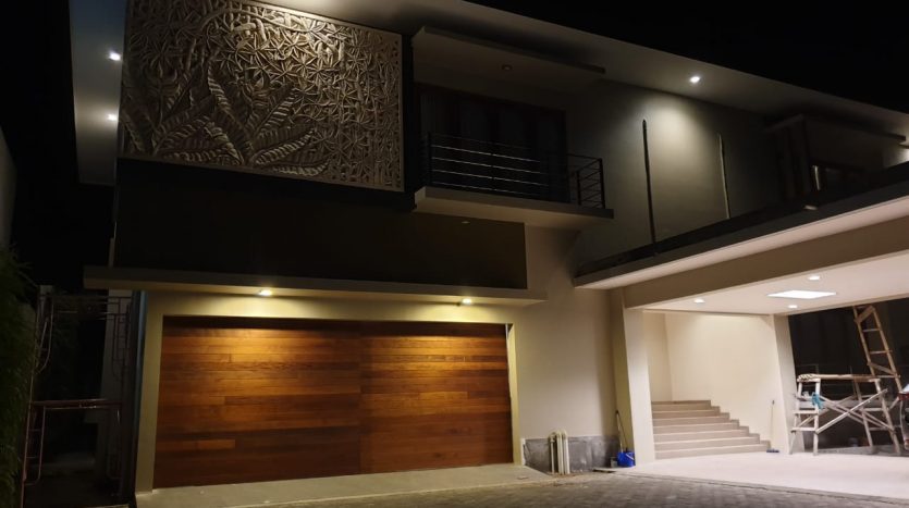 Magnificent Luxury Villa Green Valley