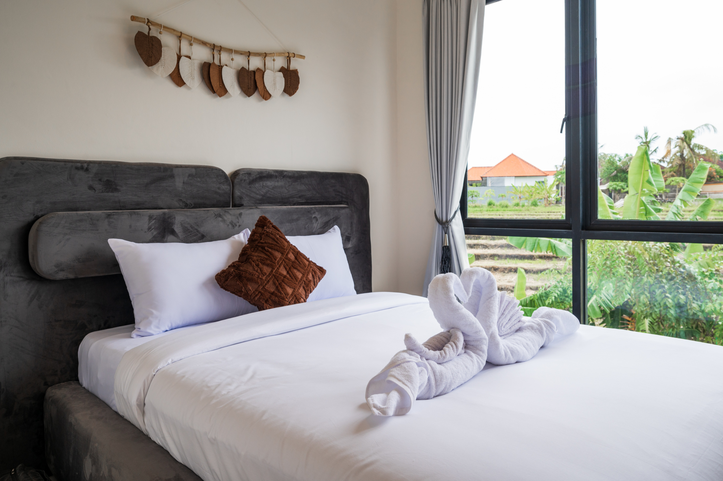 2 Modern 2-Bedroom Villas with Rice Views