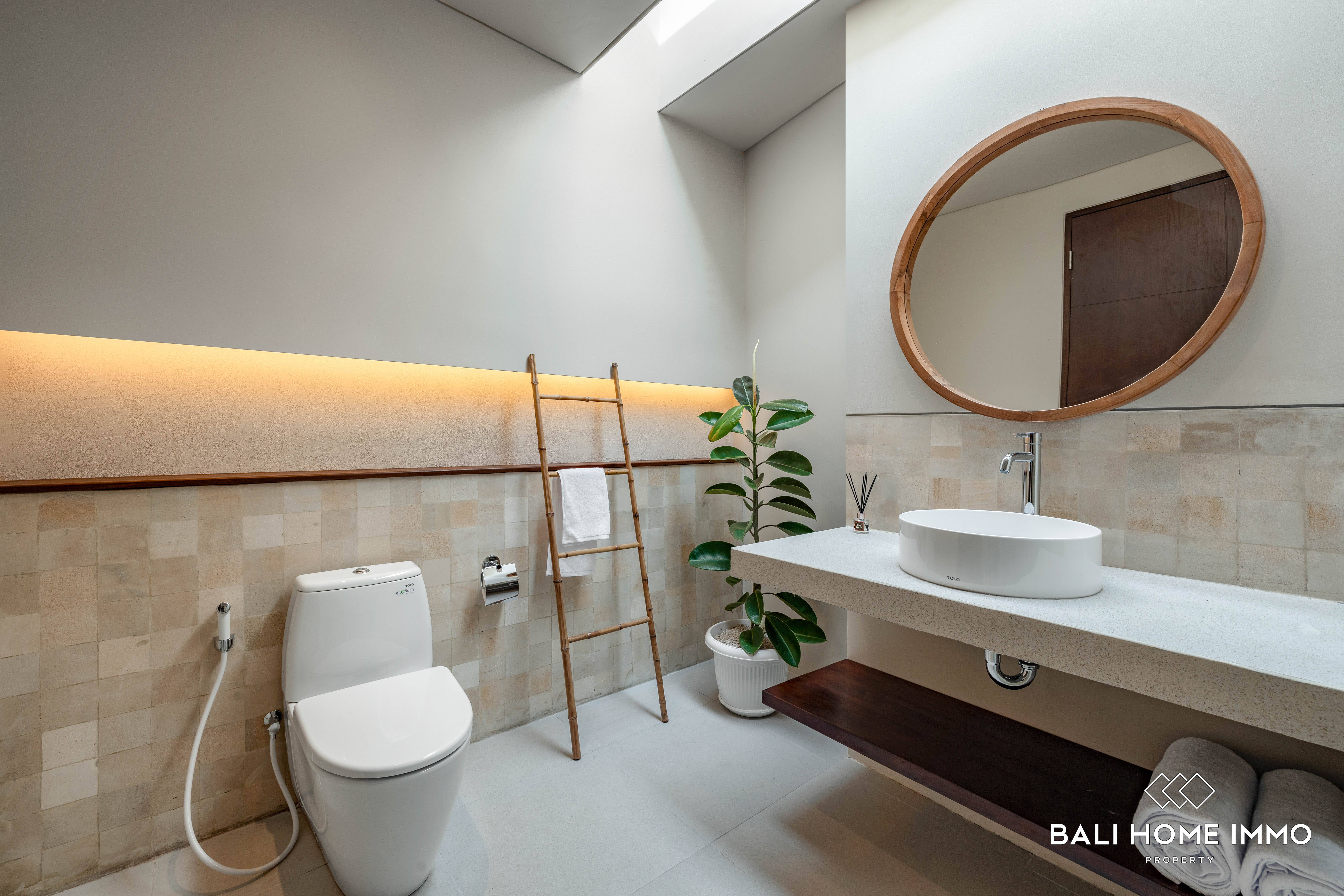 2 BR Villa for Sale Freehold and Monthly Rent in Uluwatu