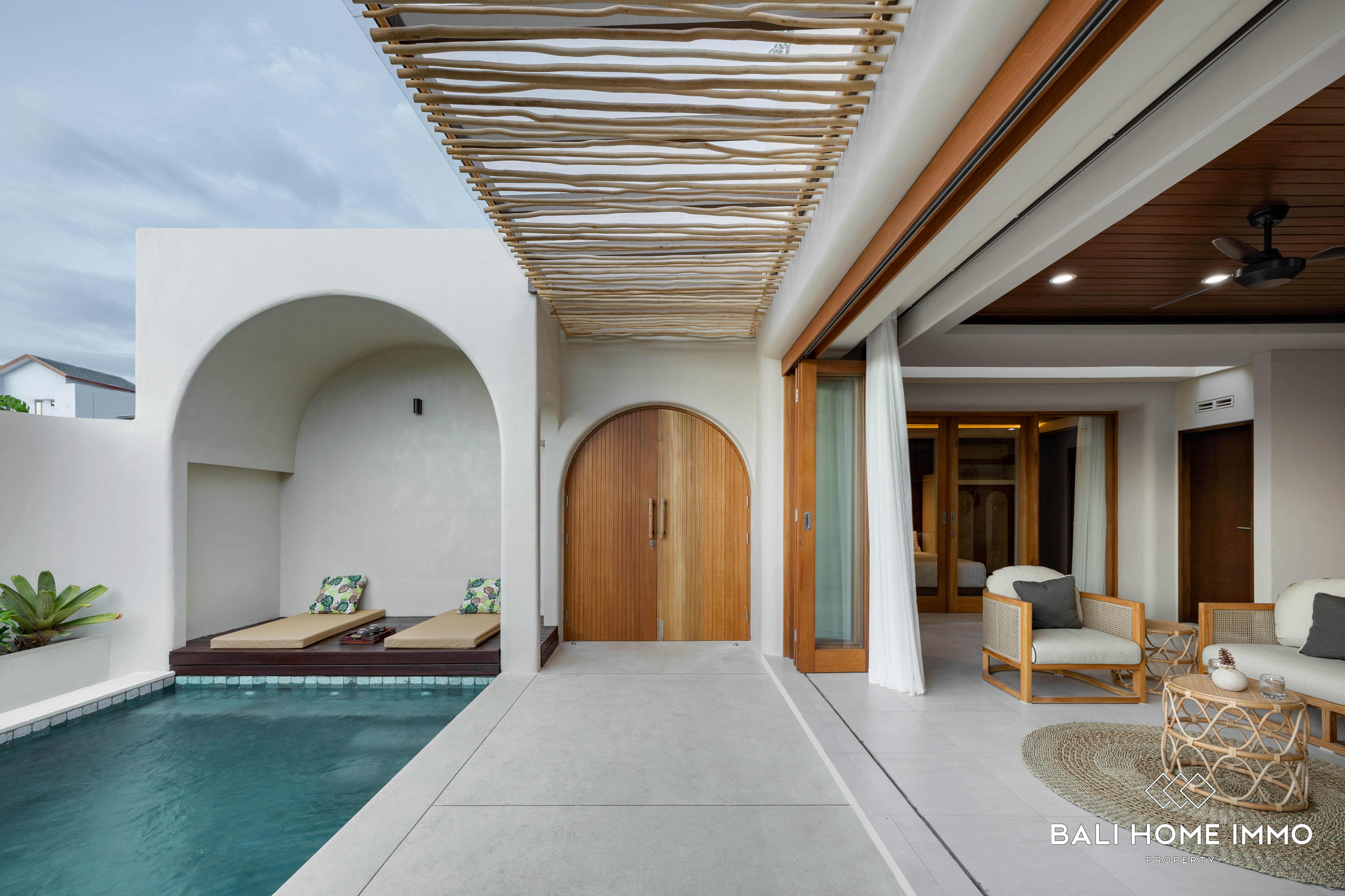 2 BR Villa for Sale Freehold and Monthly Rent in Uluwatu