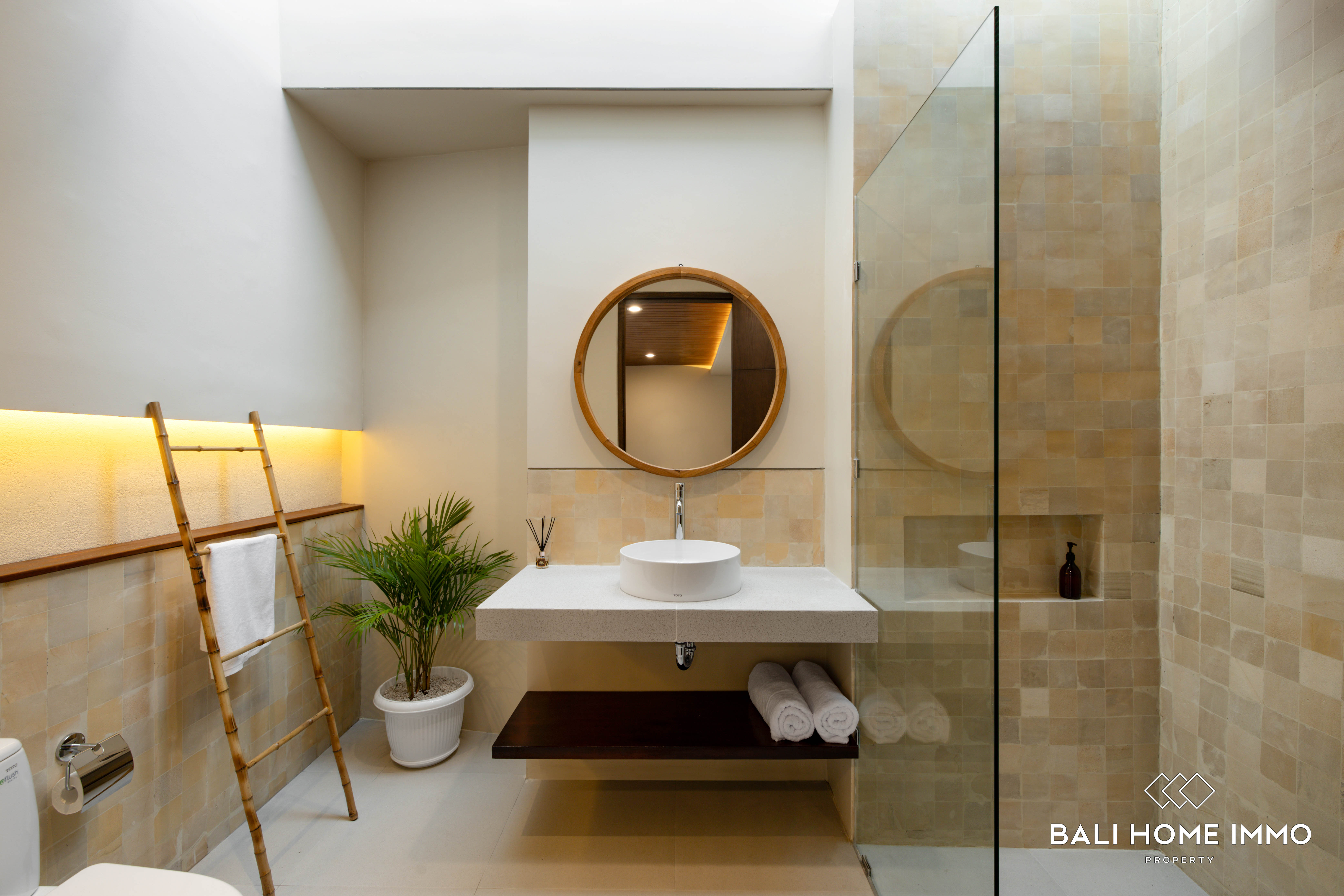 2 BR Villa for Sale Freehold and Monthly Rent in Uluwatu