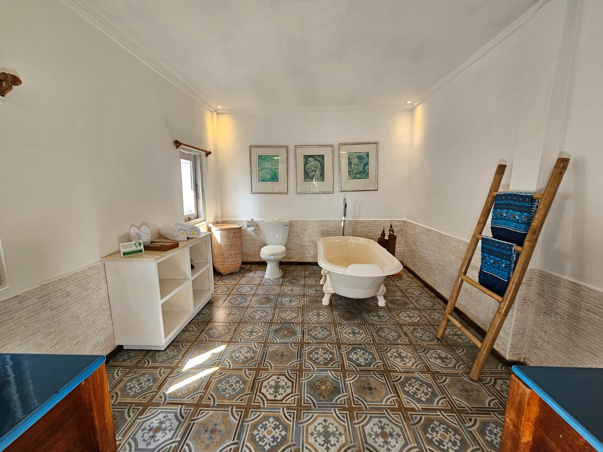 Villa Aurore – Beachfront Villa for Sale