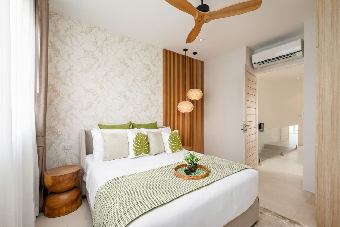 Modern Luxury Villa with 4 Bedrooms and Beach Access