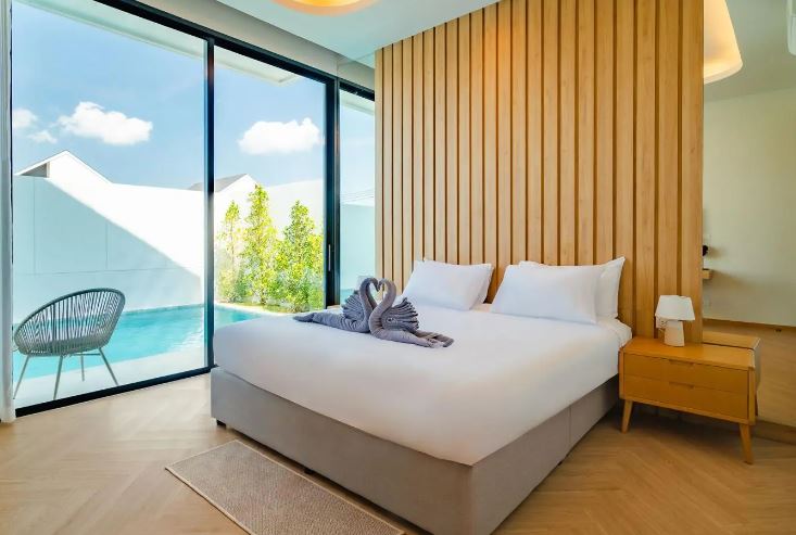 Luxury 4-Bed Villa for Sale – Pasak Phuket