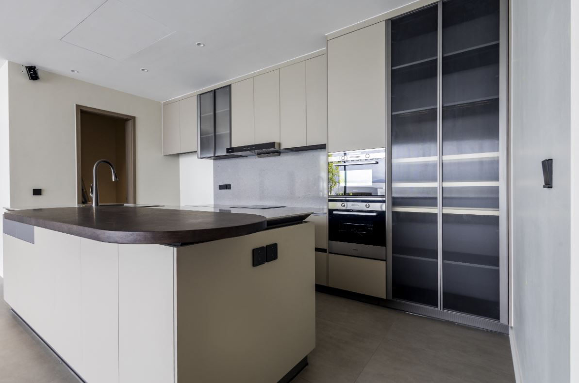 Clover Residence | 3BR Luxury Villa Laguna