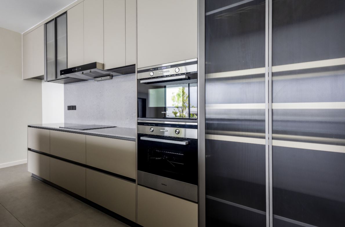 Clover Residence | 3BR Luxury Villa Laguna