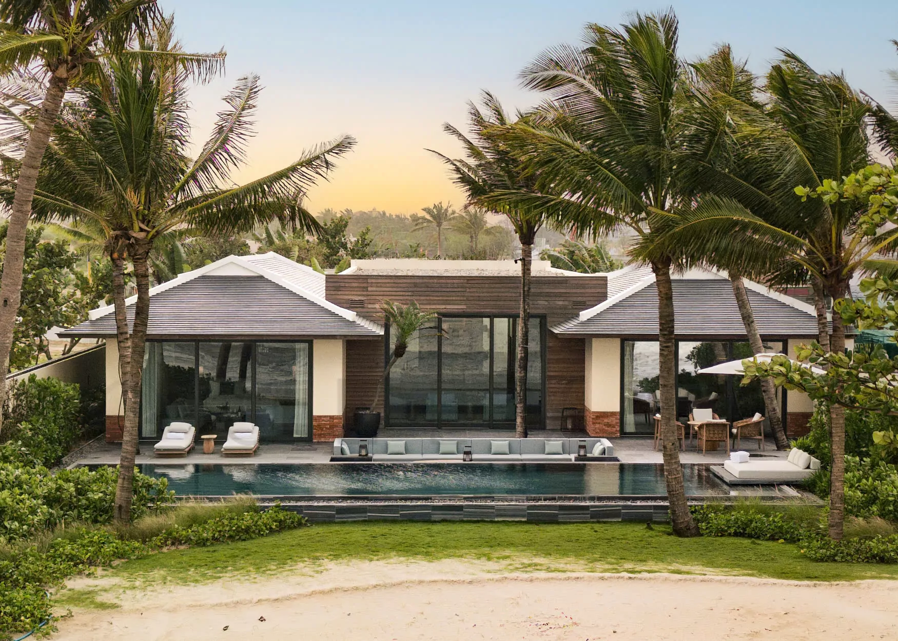 Ocean View 3 Bedroom Villa For Sale in Mandarin Oriental Da Nang