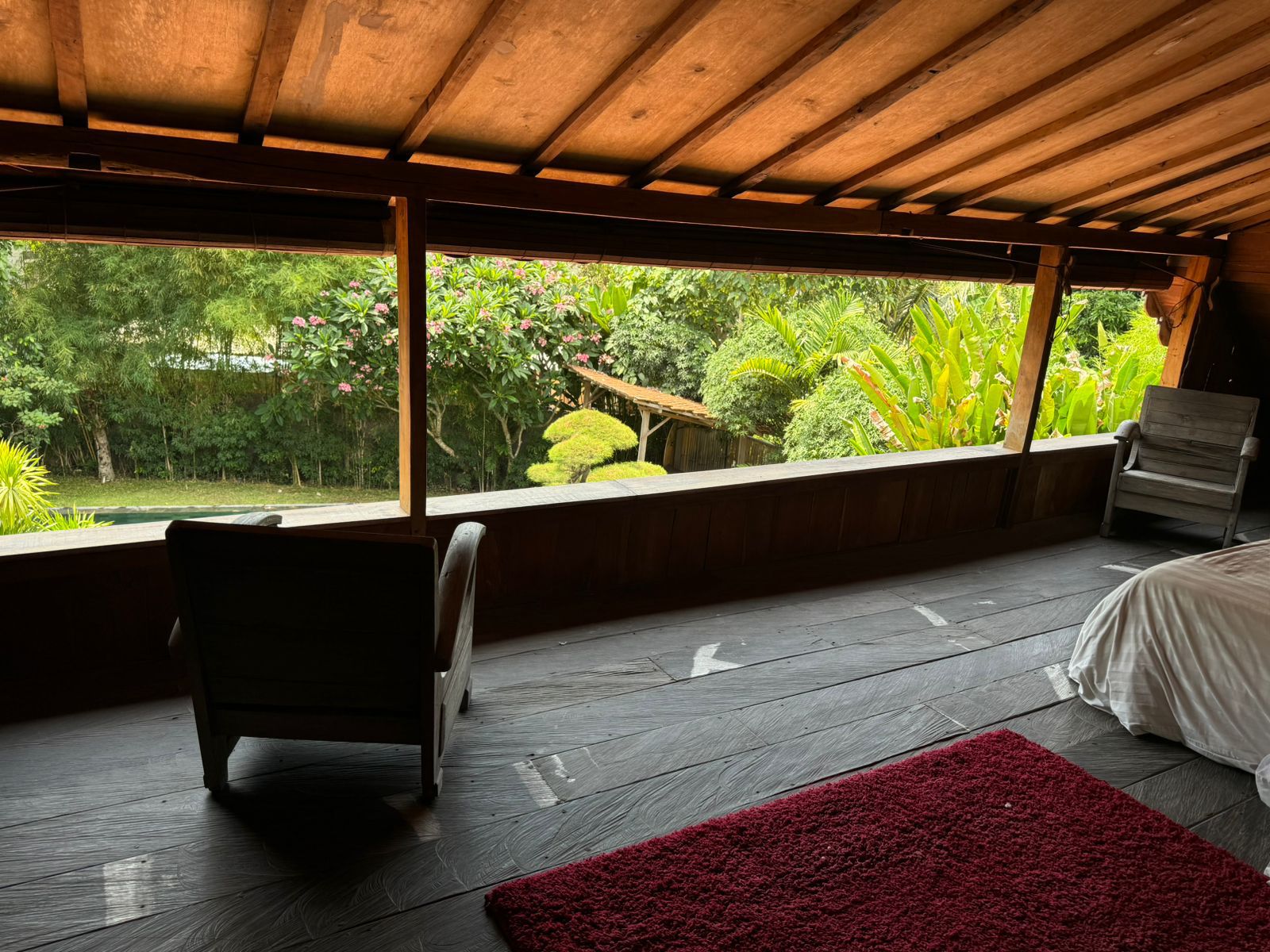 Sophisticated 3-Bedroom Villa with Mezzanine and Spacious Private Garden in Umalas