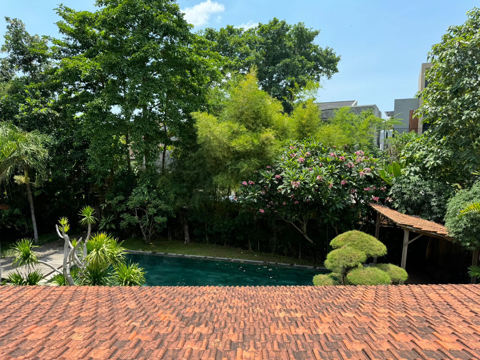 Sophisticated 3-Bedroom Villa with Mezzanine and Spacious Private Garden in Umalas