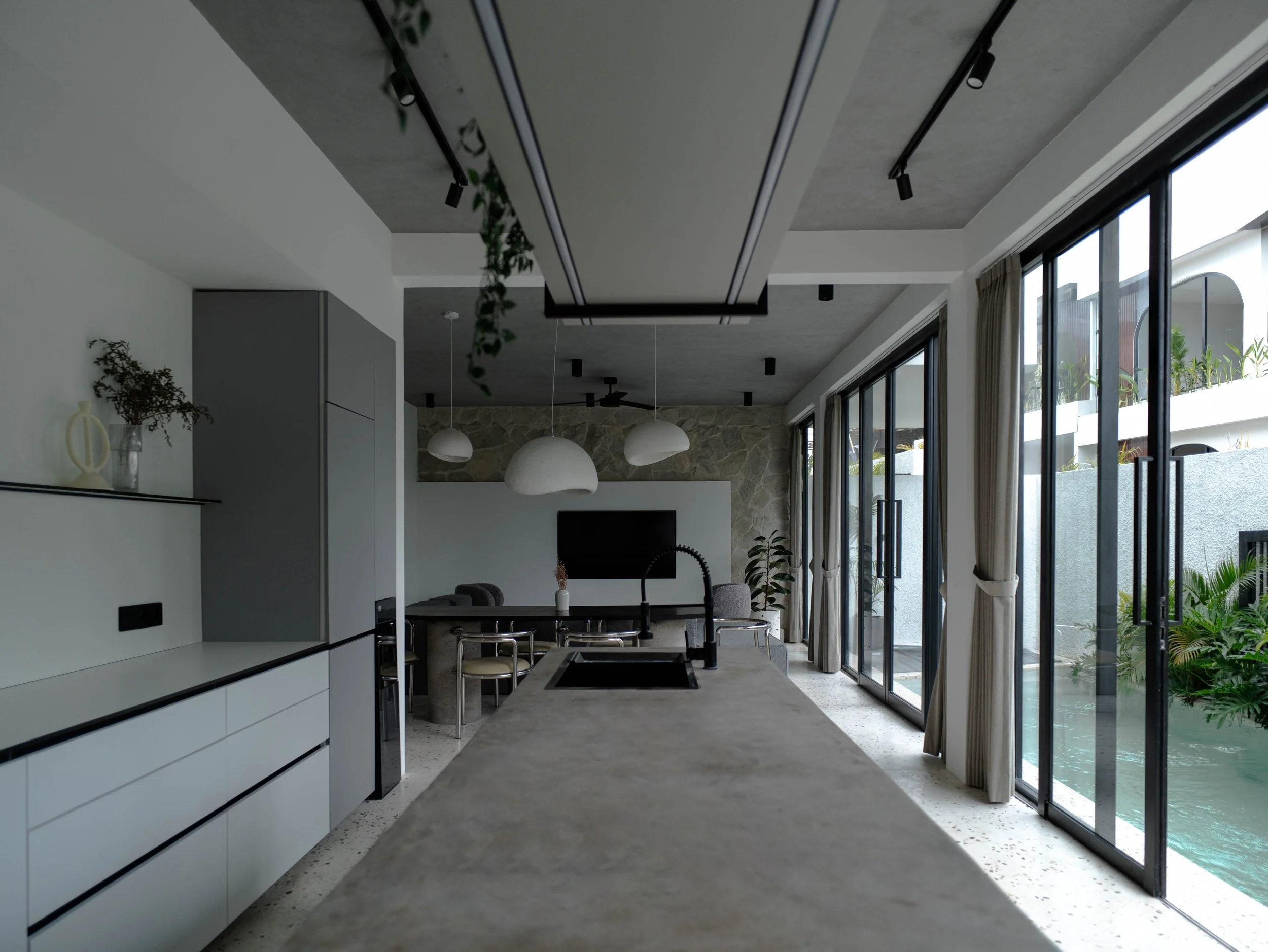 Monochrome Geometry 2 BR Villa in Pererenan