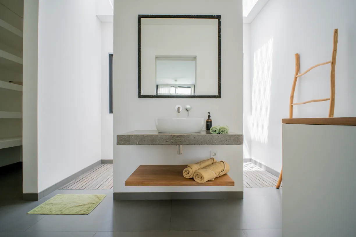 Elegant 3 BR Villa for leasehold in Pererenan 