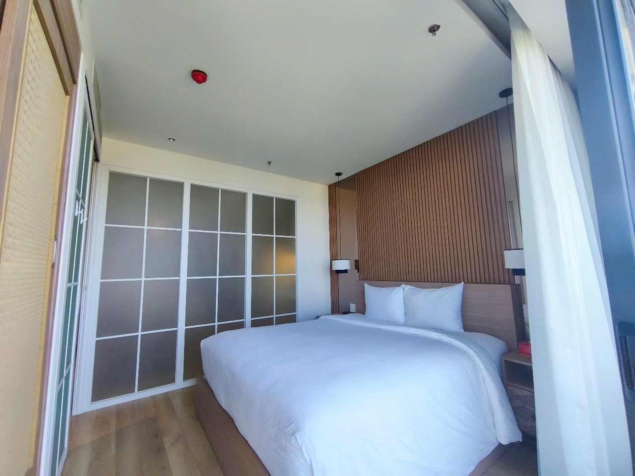 Luxury 1-Bedroom Apartment for Sale – Garden & Sea View at Wyndham Resort Hoi An
