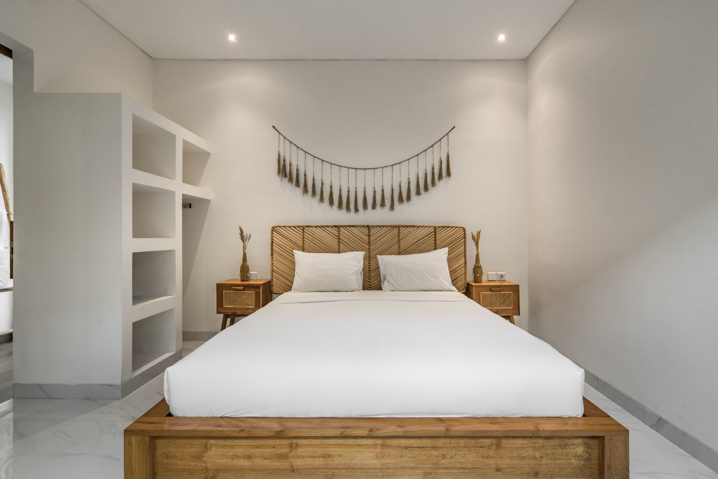 High-ROI 6-Bedroom Jungle Villa for Lease