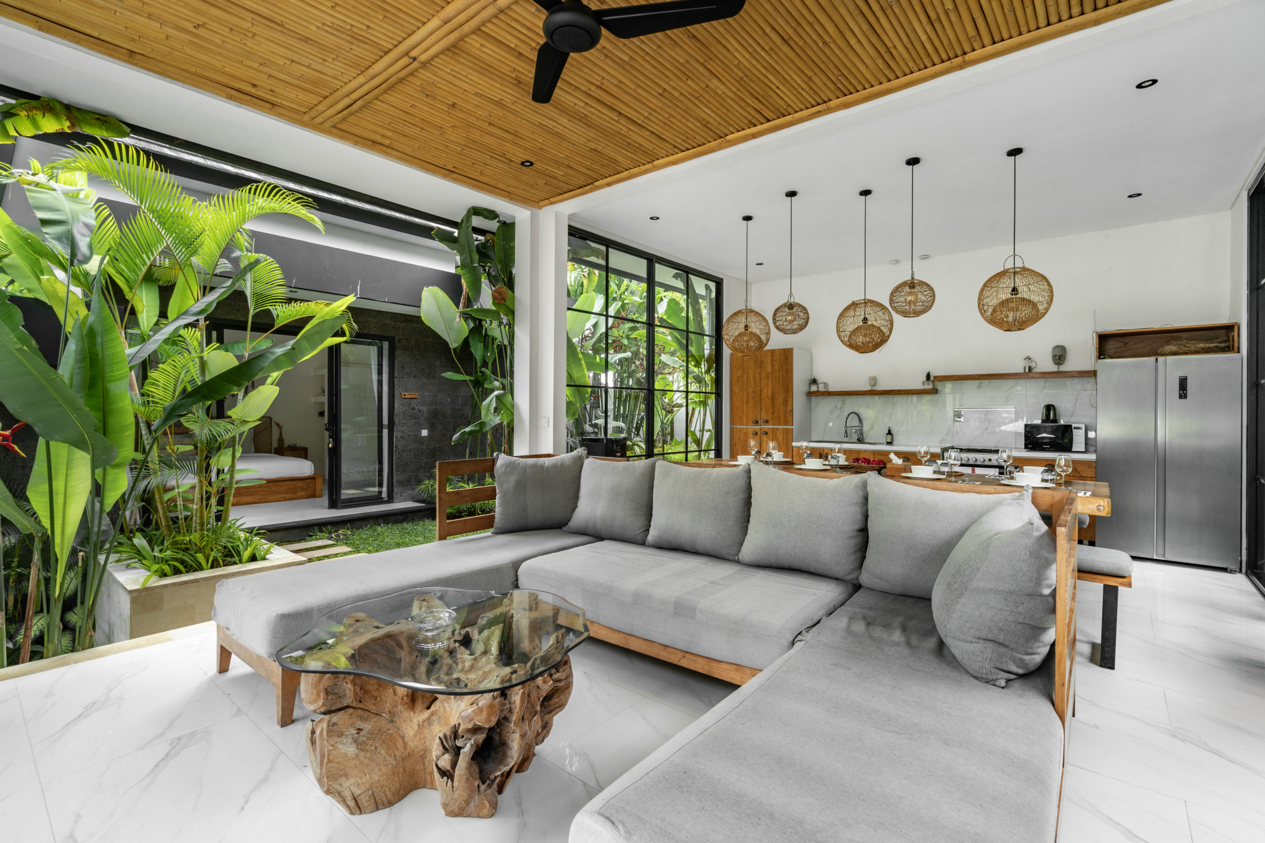 High-ROI 6-Bedroom Jungle Villa for Lease