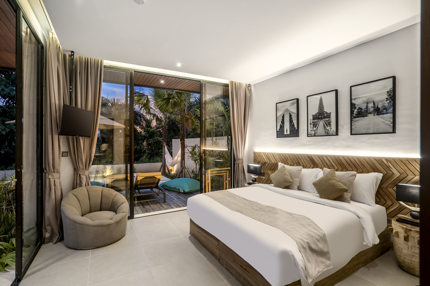 Spacious 5-Bedroom Villa with Jungle and Creek Views