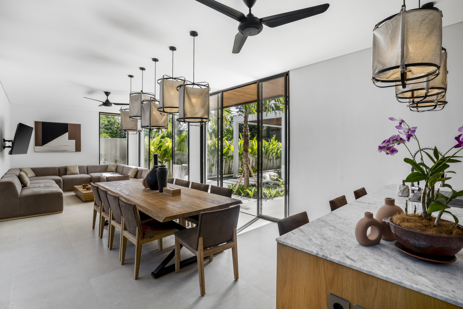 Spacious 5-Bedroom Villa with Jungle and Creek Views