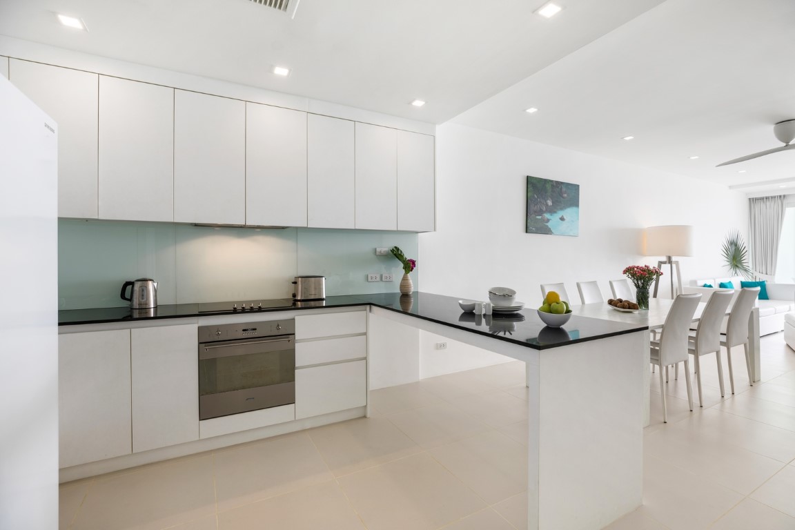 2 bed 2 bath Apartments / Condos For Sale in Bang Rak