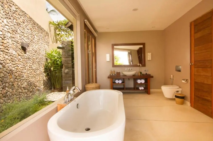 Luxury Villa with Stunning Sea View on the Hill