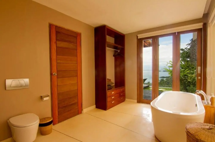 Luxury Villa with Stunning Sea View on the Hill