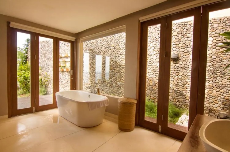 Luxury Villa with Stunning Sea View on the Hill