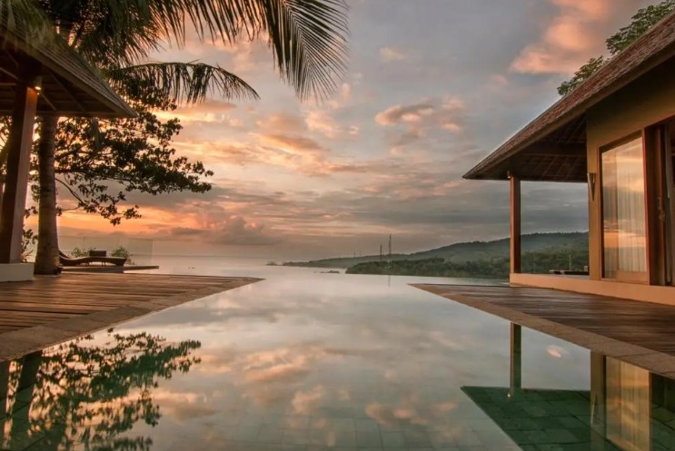 Luxury Villa with Stunning Sea View on the Hill