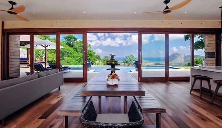 Luxury Villa in Selong Belanak