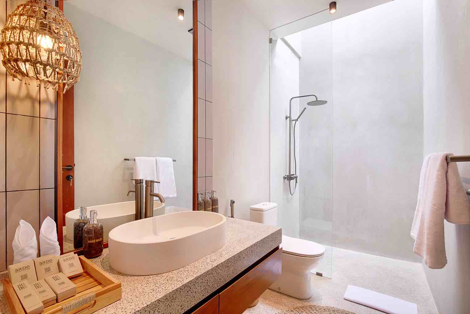 Minimalist 3 BR Villa Modern Tropical in Ubud