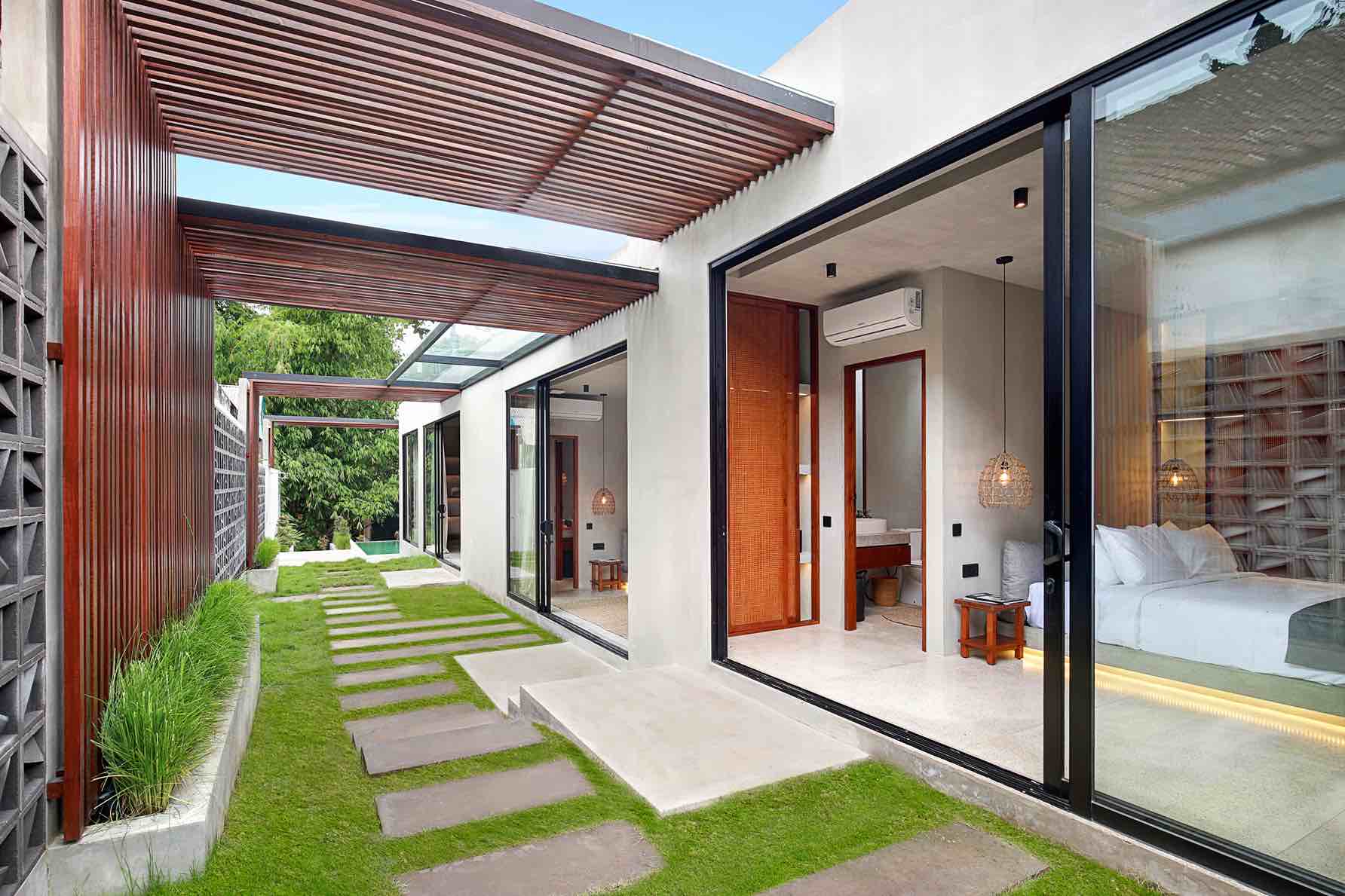 Minimalist 3 BR Villa Modern Tropical in Ubud
