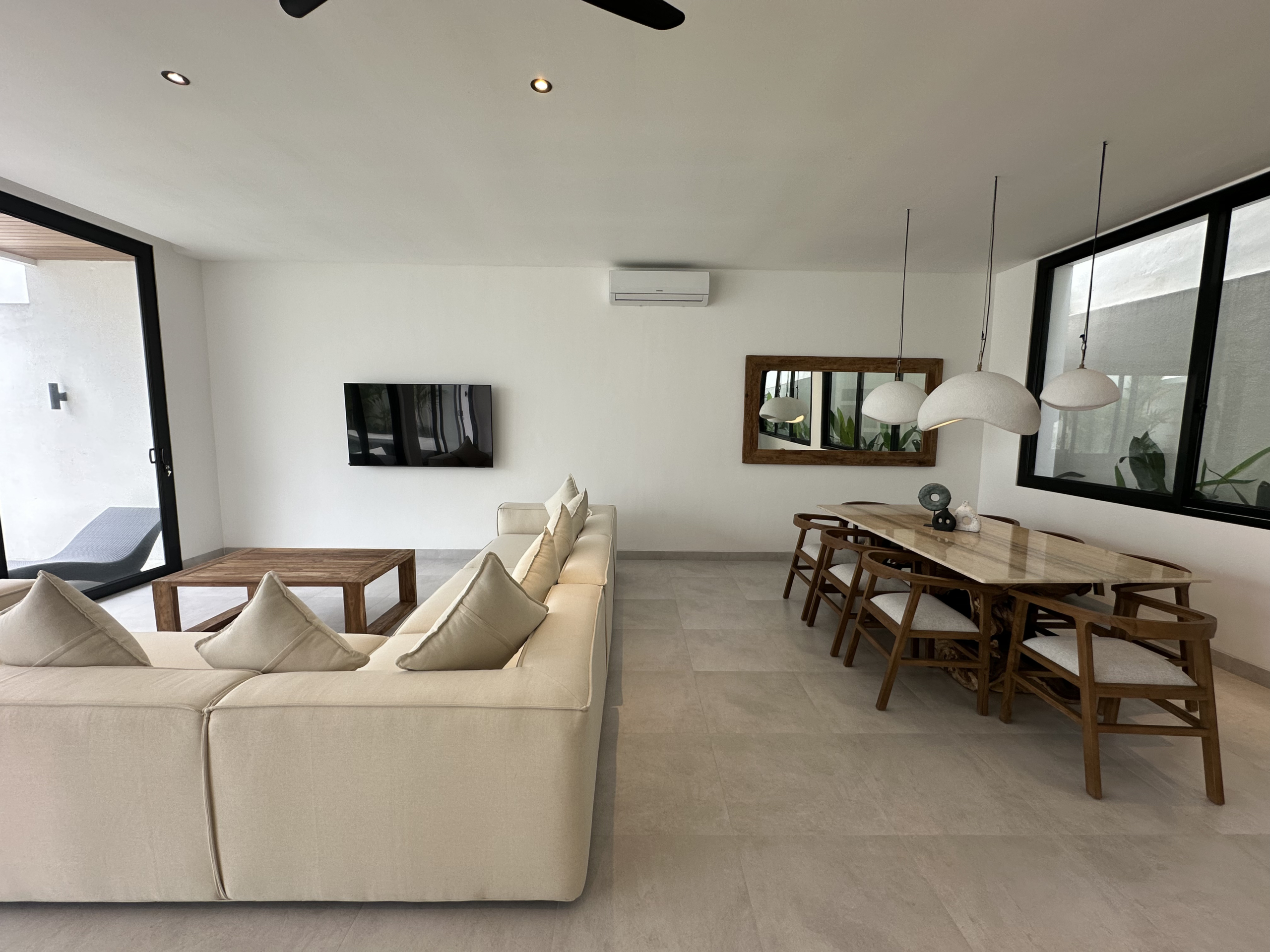 Contemporary Modern 4-Bedroom Villa