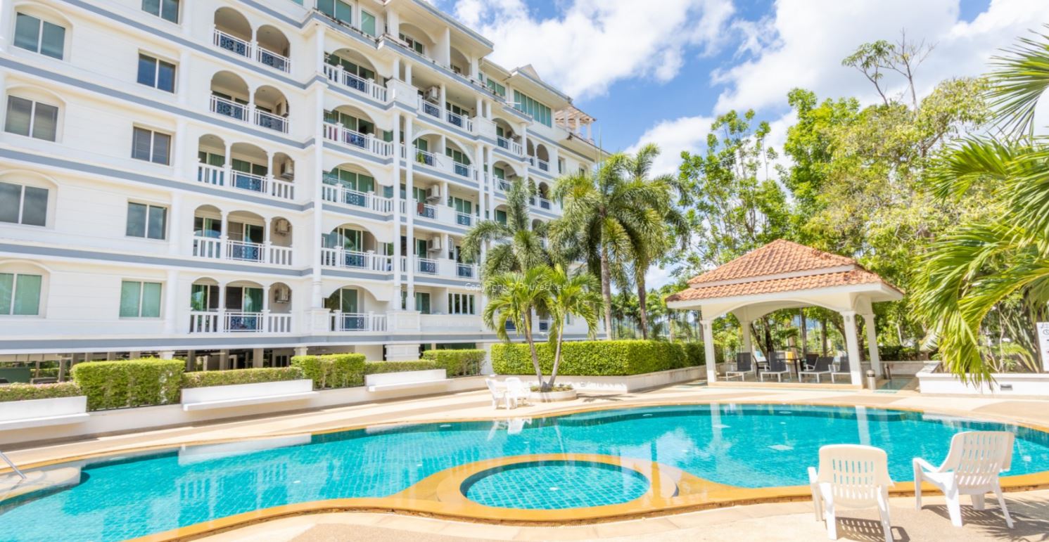 Spacious Kathu Condo – 2BR/2BA Resale