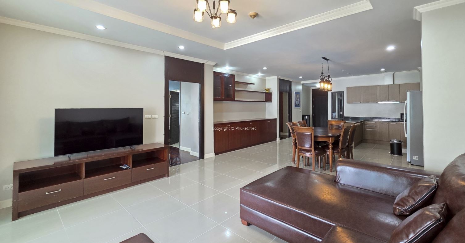 Spacious Kathu Condo – 2BR/2BA Resale