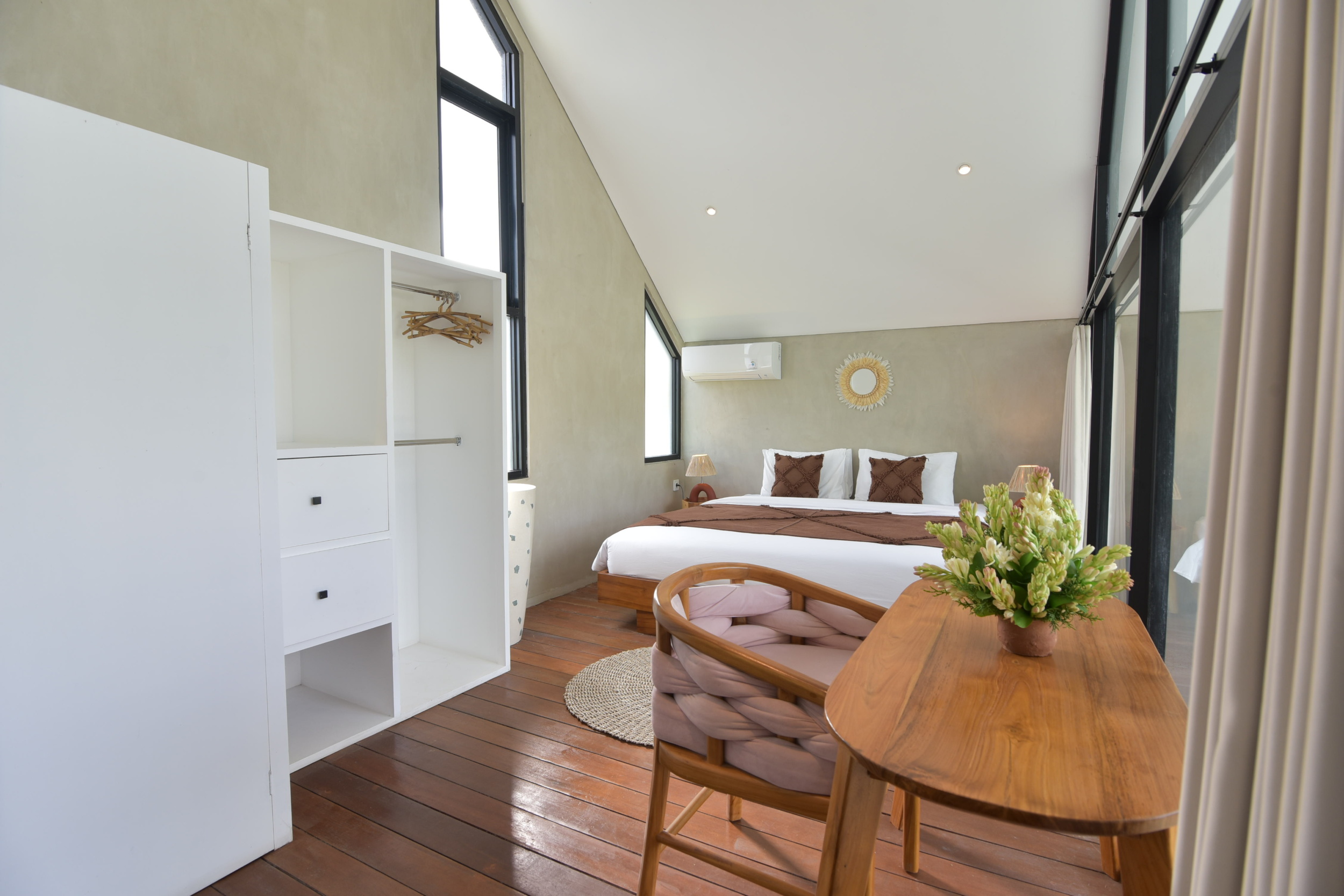 Tropical 4 Bedroom Villa in Umalas