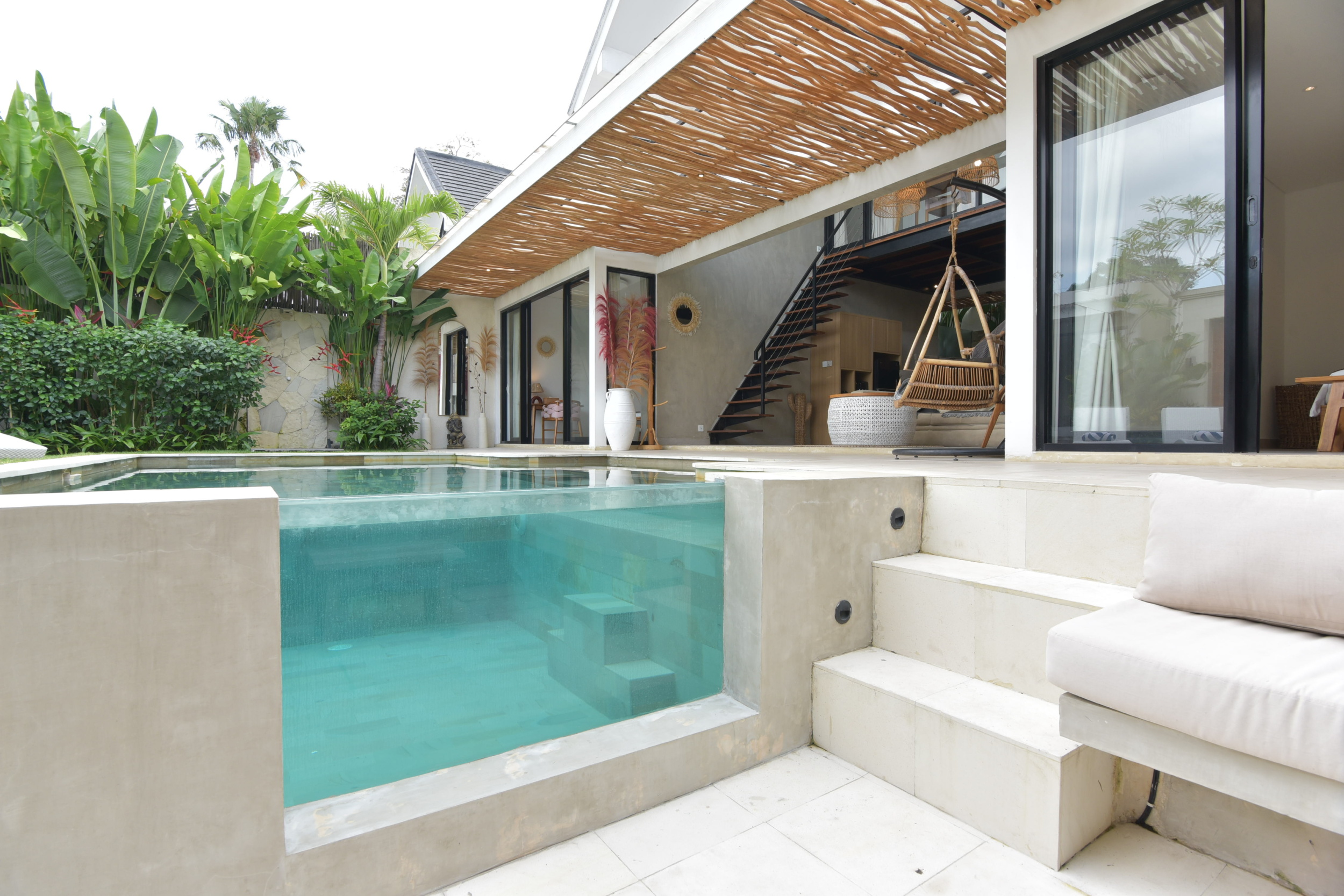 Tropical 4 Bedroom Villa in Umalas