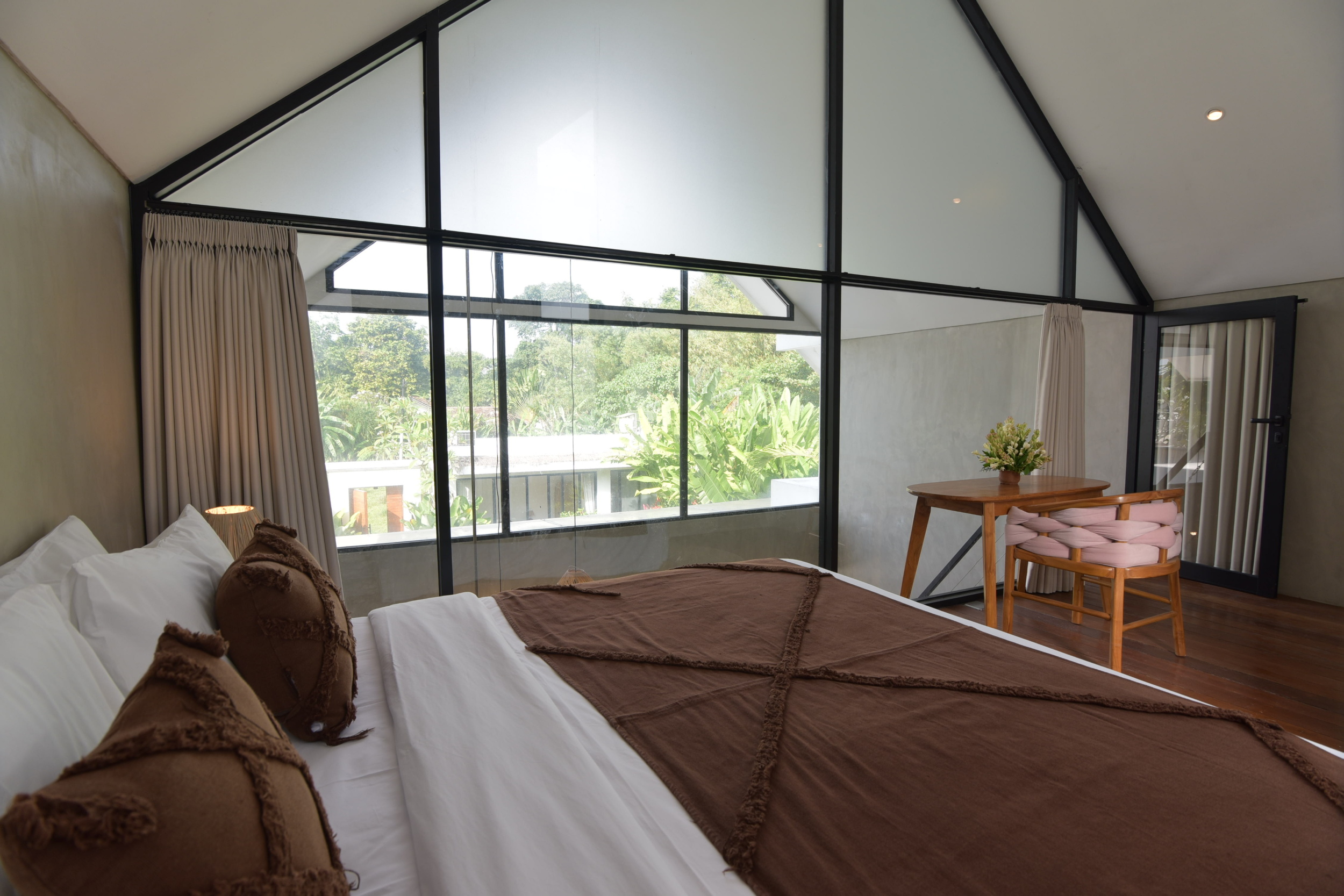 Tropical 4 Bedroom Villa in Umalas